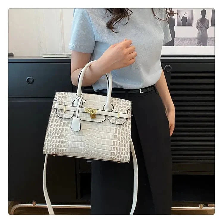 Bolso de Mujer en Piel Sintética Textura Cocodrilo Modelo Blinkin